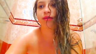 liquidwhitelight - 2 webcam chicks in the shower
