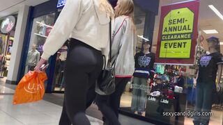 Awesome Ass In Leggings