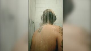 One Kitsch Bitsch @ohmyhymen! shower 4 paid cam session