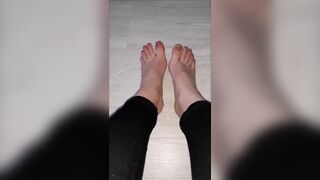 Alwine Meusel's perfect Feet