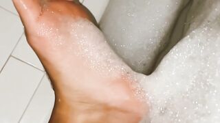 onlyfeetofandi soapy sunday afternoon just wish had someone rub these soft soles xxx onlyfans porn videos