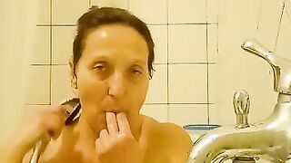 michelabbwcasalinga chi vuole dare una mano alla mia amica elisabetta lavarsi schiena xxx onlyfans porn videos