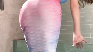 gloriasol like a mermaid would you like to lick drops of water from my body xxx onlyfans porn videos