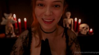 Maimy ASMR Halloween Vampire Pet Video
