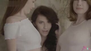 Emily Bloom Nude Lesbian Photoshoot Video Leaked