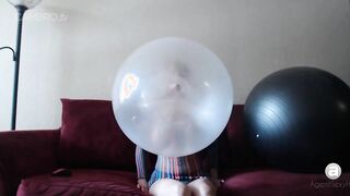 Sandi Squirts mesh pigtails bubble
