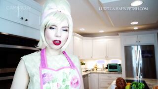 ludella hahn - let step-mommy swallow you (vore) cambro xxx