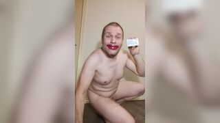 Lipstick Freak Going Insane! Meet Robert Hendriksen
