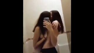 chicas rusas se folln en bano