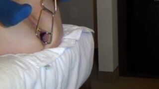PR spreader in her anus and assfucked