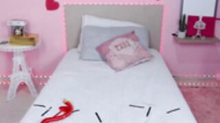 Little_Effy18 Valentine Tight Pink Pussy