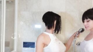 Railey Diesel - Lesbian Bath Show