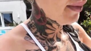 Inkedbiitch loves playing with pussy