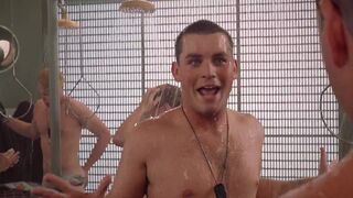 Co-ed shower room Starship Troopers 1997